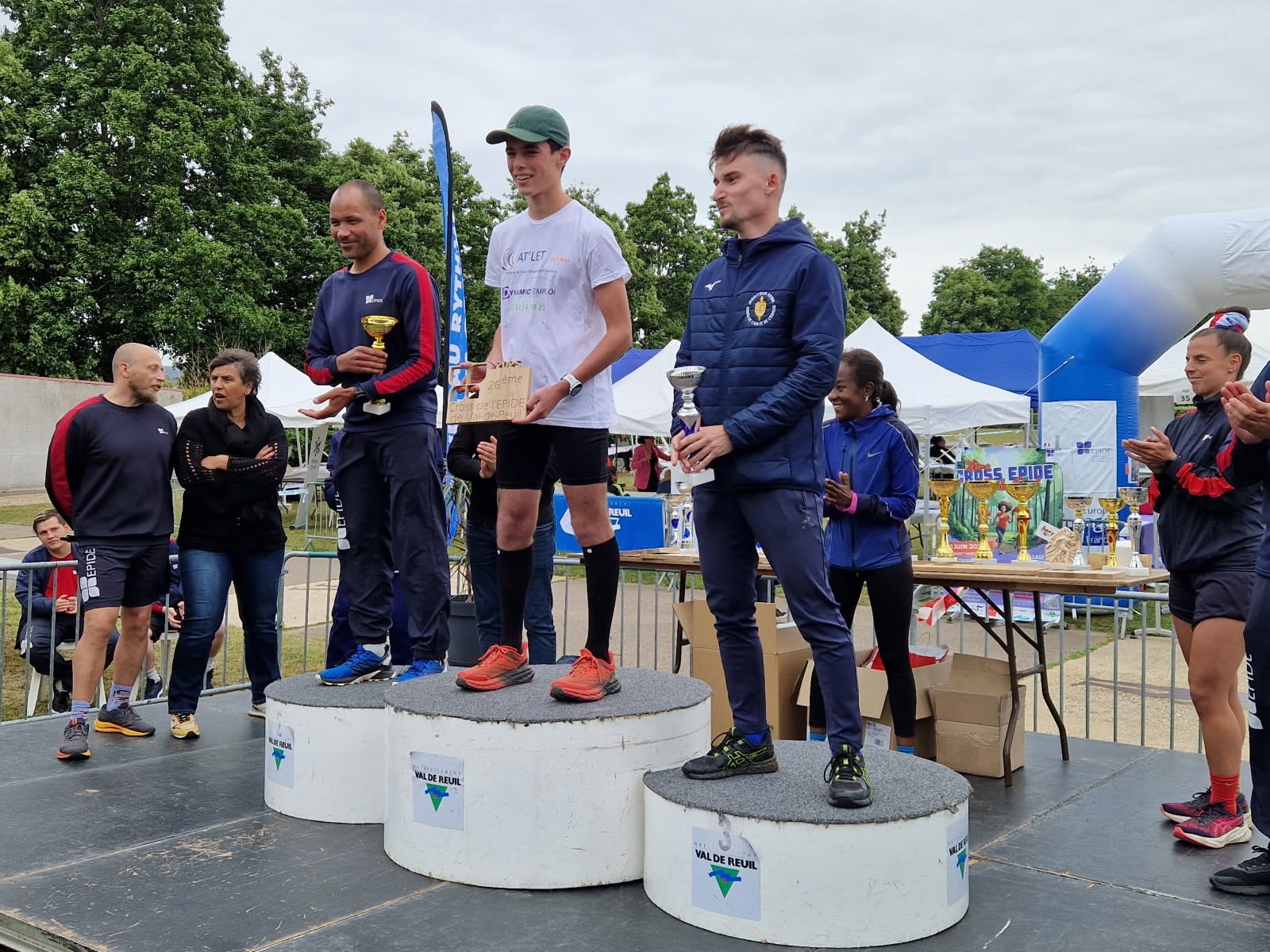 PODIUM